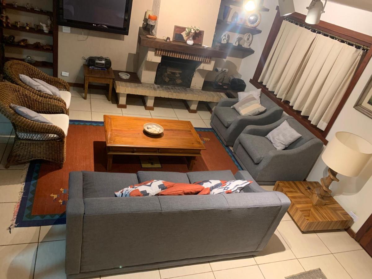 Linda Casa! Aconchegante E Com Otima Localizacao Villa Campos do Jordão Exterior foto